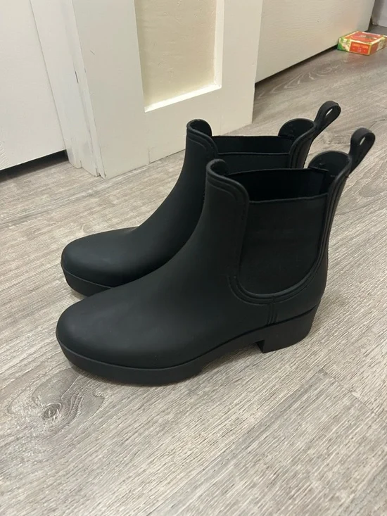 Jeffrey Campbell Black Chelsea Rain Ankle Boots Matte faux vegan leather 38 7.5 - Picture 6 of 14